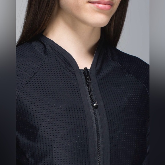 Lululemon Reversible Find Your Bliss Jacket Heathered Black - Picture 5 of 15